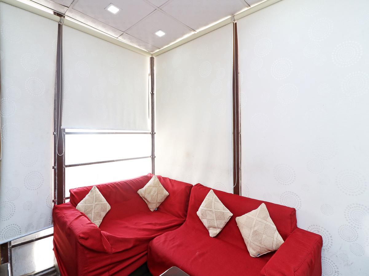 Oyo 13451 Star Corporate Avenue 호텔 뉴델리 외부 사진